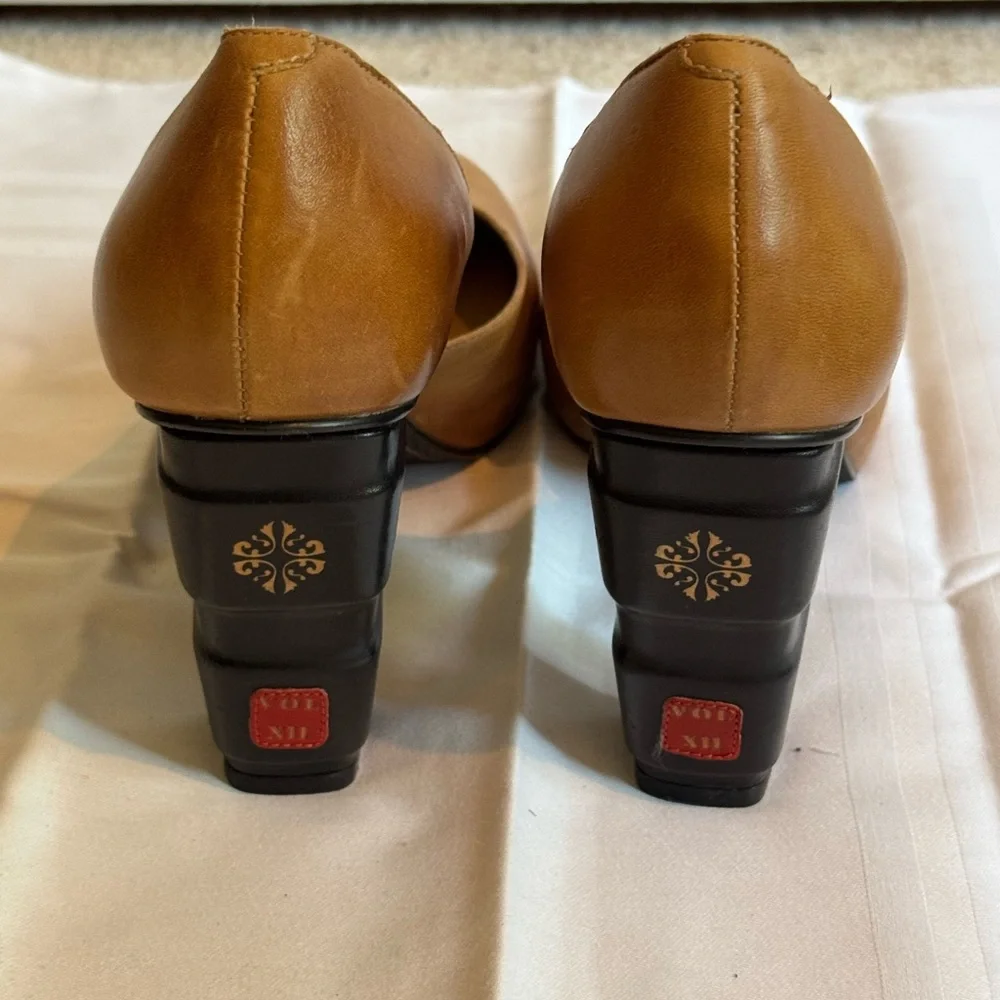 Anthropologie by Schuler & Sons Bookbinder Platform Heels in Tan - Picture 4 of 12